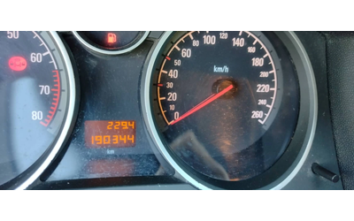 Opel Astra GTC 1, 4i 90ps - автомобили, коли, обяви за нови и употребявани 6