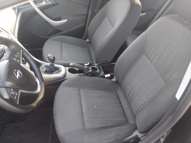 Opel Astra 1, 7D МНОГО ХУБАВА - автомобили, коли, обяви за нови и употребявани 10