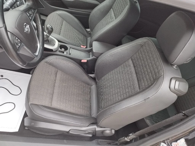 Opel Astra GTC 1.6 BENZIN/GAZ - автомобили, коли, обяви за нови и употребявани 13