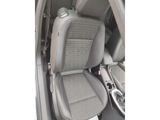 Opel Astra GTC 1.6 BENZIN/GAZ - автомобили, коли, обяви за нови и употребявани 15