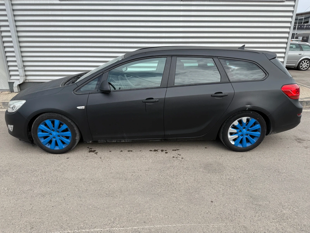 Opel Astra 1, 7CDTI+ 110kc+ Euro5+ Климатик - автомобили, коли, обяви за нови и употребявани 1