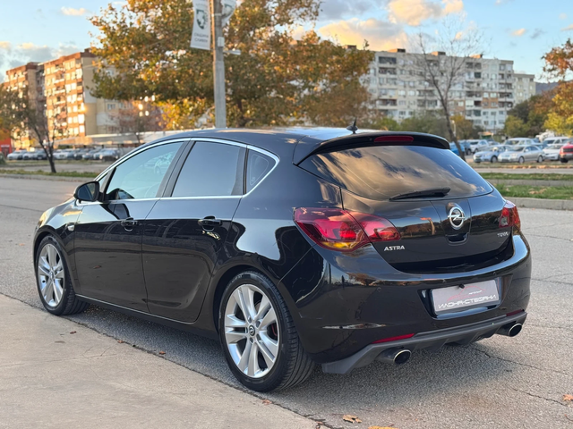 Opel Astra 1.6TURBO 180кс * ПЕРФЕКТЕН* - автомобили, коли, обяви за нови и употребявани 2