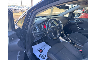 Opel Astra 1.6TURBO 180кс * ПЕРФЕКТЕН* - автомобили, коли, обяви за нови и употребявани 9