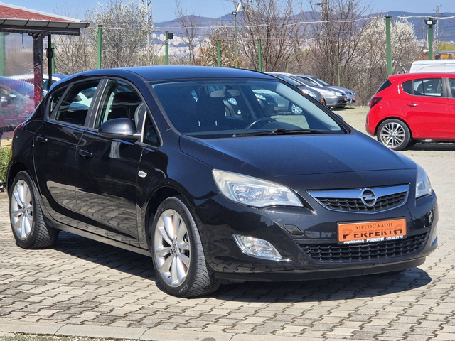 Opel Astra 1.7cdti 110к.с. - автомобили, коли, обяви за нови и употребявани 4