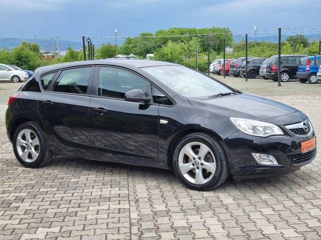 Opel Astra 1.7cdti 110к.с. - автомобили, коли, обяви за нови и употребявани 5