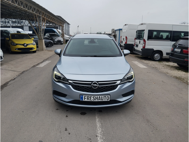 Opel Astra 1.6 CDTI - автомобили, коли, обяви за нови и употребявани 0