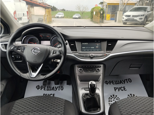 Opel Astra 1.6 CDTI - автомобили, коли, обяви за нови и употребявани 7