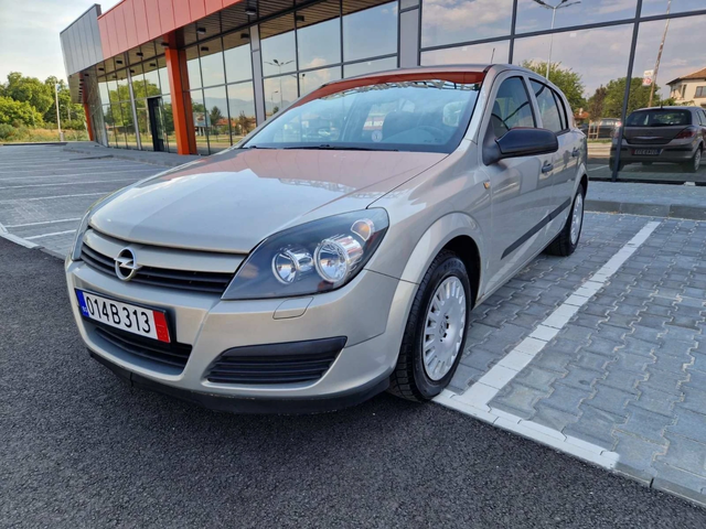 Opel Astra 1.6 - автомобили, коли, обяви за нови и употребявани 1
