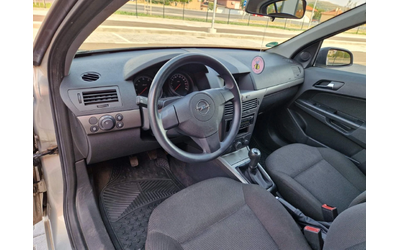 Opel Astra 1.6 - автомобили, коли, обяви за нови и употребявани 7