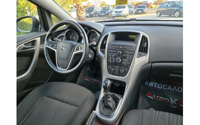 Opel Astra 1.4T-140кс= ГАЗ* LANDI RENZO* = 185.000km= АВТОПИЛ - автомобили, коли, обяви за нови и употребявани 12