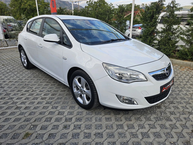 Opel Astra 1.7CDTI-110kc= 6СКОРОСТИ - автомобили, коли, обяви за нови и употребявани 1