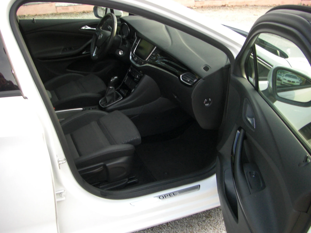 Opel Astra 1.6cdti COSMO NAVI EURO 6+ - автомобили, коли, обяви за нови и употребявани 14