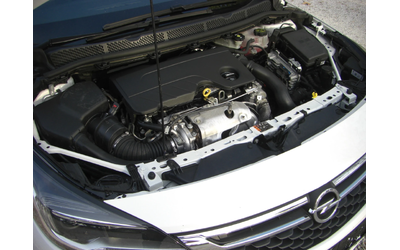 Opel Astra 1.6cdti COSMO NAVI EURO 6+ - автомобили, коли, обяви за нови и употребявани 16