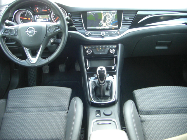 Opel Astra 1.6cdti COSMO NAVI EURO 6+ - автомобили, коли, обяви за нови и употребявани 9