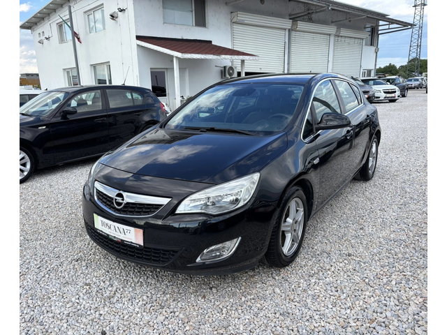 Opel Astra 1.7cdti * Cosmo* Навигация* Кожа* Лизинг - автомобили, коли, обяви за нови и употребявани 1