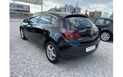 opel-astra - 2