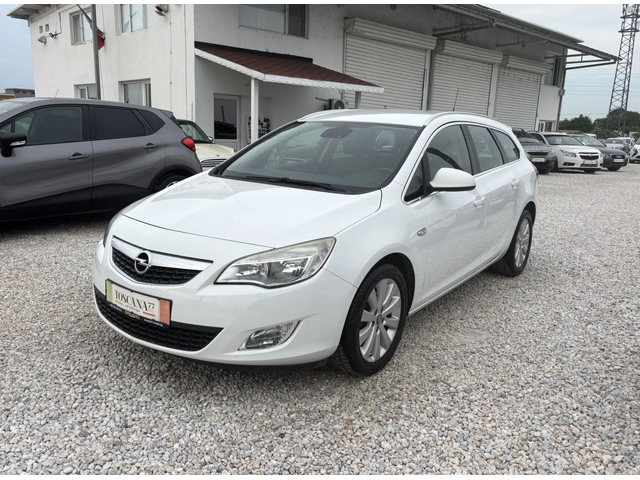 Opel Astra 1.7cdti * Cosmo * Лизинг - автомобили, коли, обяви за нови и употребявани 1