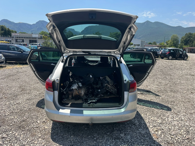 Opel Astra 1.5CDTI 105kc - автомобили, коли, обяви за нови и употребявани 13