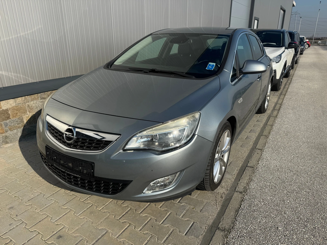 Opel Astra 1.7 Diesel - автомобили, коли, обяви за нови и употребявани 1