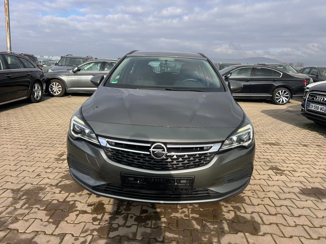Opel Astra 1.6CDTI NAVI EURO 6 - автомобили, коли, обяви за нови и употребявани 2