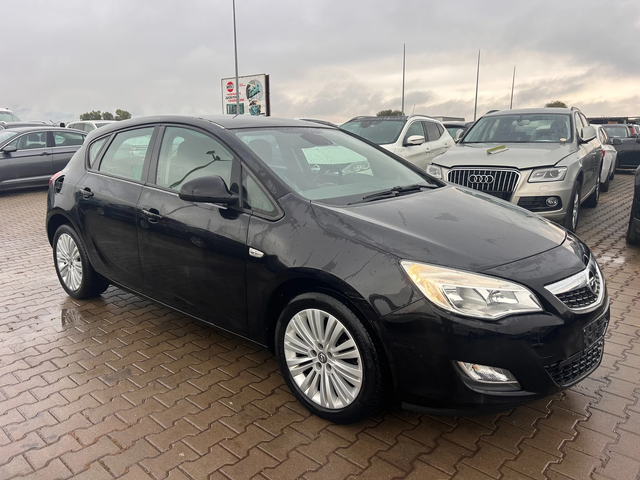 Opel Astra 1.4i EURO 5 - автомобили, коли, обяви за нови и употребявани 3
