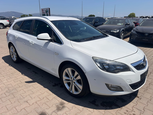 Opel Astra 1.4i NAVI EURO 5 - автомобили, коли, обяви за нови и употребявани 3