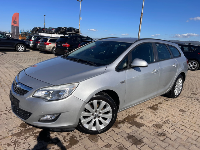 Opel Astra 1.4 NAVI EURO 5 - автомобили, коли, обяви за нови и употребявани 0