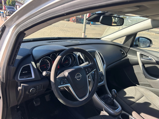 Opel Astra 1.4 NAVI EURO 5 - автомобили, коли, обяви за нови и употребявани 10