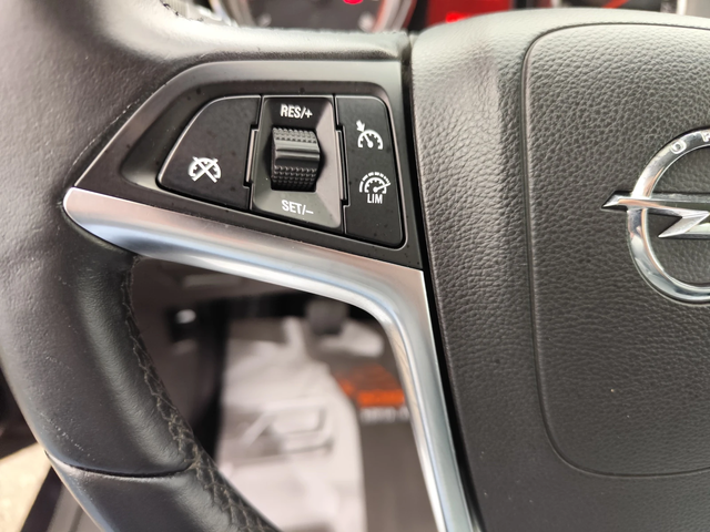 Opel Astra 1.4i* Turbo ГАЗ* ОБСЛУЖЕНА !!* LED* NAVI* EURO6B* - автомобили, коли, обяви за нови и употребявани 8