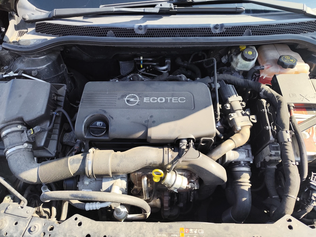 Opel Astra 1.7CDTi* SPORTS TOURER* EURO5A* КЛИМАТРОНИК* - автомобили, коли, обяви за нови и употребявани 13