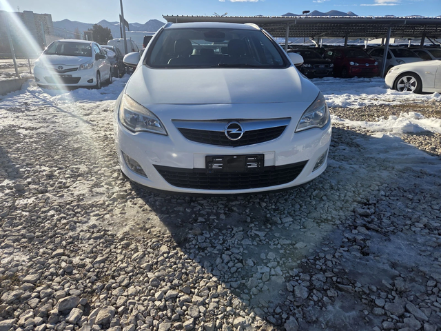 Opel Astra 1.7cdti * cosmo* - автомобили, коли, обяви за нови и употребявани 1