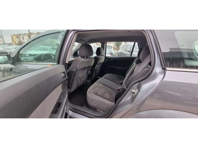 Opel Astra 1.7 CDTI 101 k.c ITALIA - автомобили, коли, обяви за нови и употребявани 10
