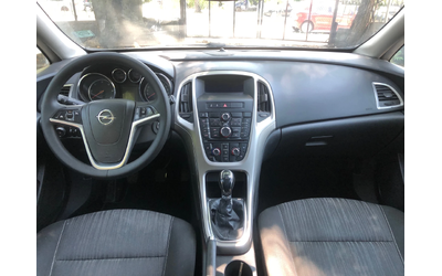 Opel Astra 1.7 CDTI - автомобили, коли, обяви за нови и употребявани 10