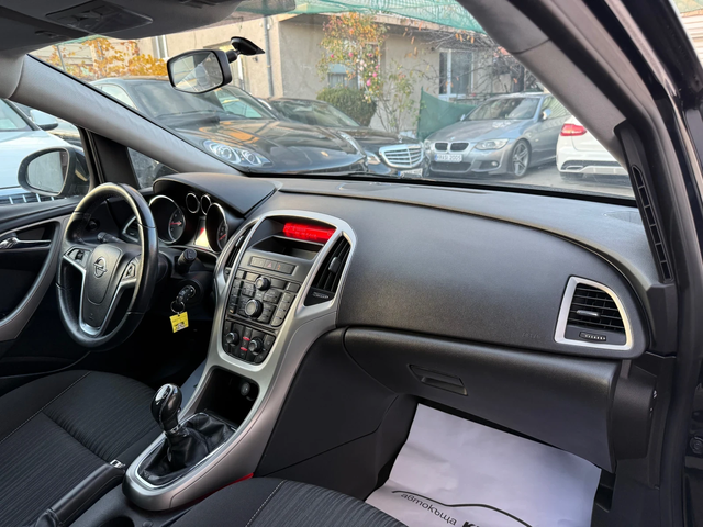 Opel Astra 1.6I 116HP - автомобили, коли, обяви за нови и употребявани 11