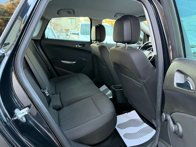 Opel Astra 1.6I 116HP - автомобили, коли, обяви за нови и употребявани 13