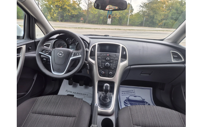 Opel Astra 1.7D, 110K.NAVI - автомобили, коли, обяви за нови и употребявани 12