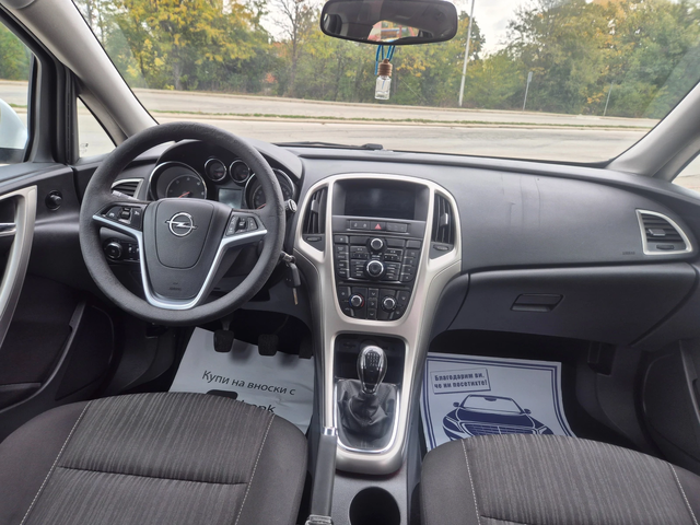 Opel Astra 1.7D, 110K.NAVI - автомобили, коли, обяви за нови и употребявани 12