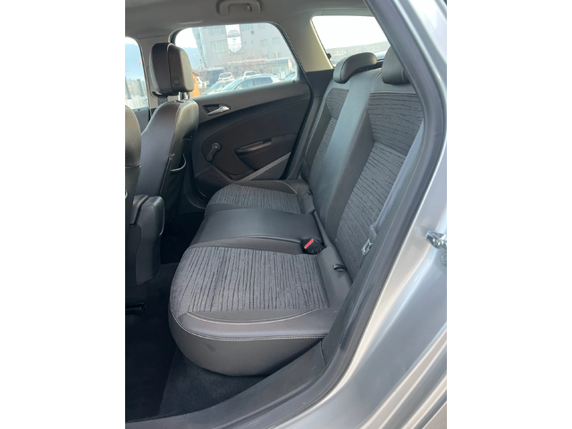 Opel Astra 1.6cdti - автомобили, коли, обяви за нови и употребявани 11