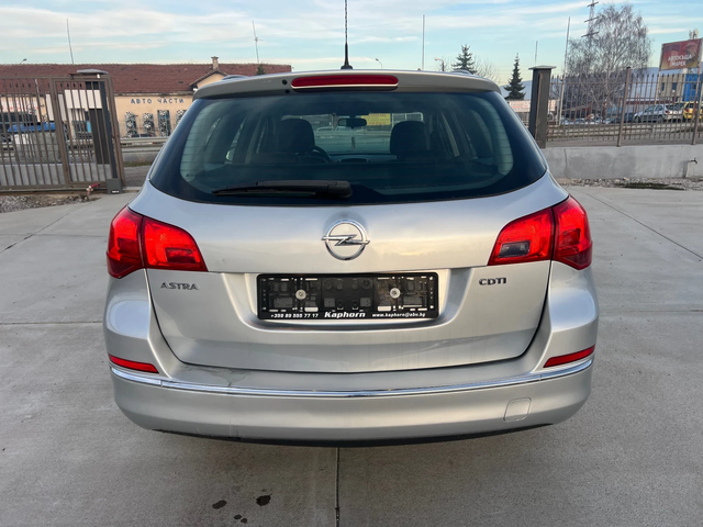 Opel Astra 1.6cdti - автомобили, коли, обяви за нови и употребявани 4