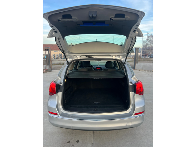 Opel Astra 1.6cdti - автомобили, коли, обяви за нови и употребявани 5