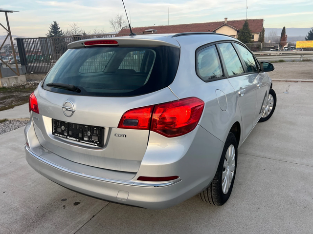 Opel Astra 1.6cdti - автомобили, коли, обяви за нови и употребявани 6