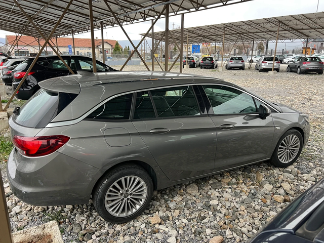 Opel Astra 1.6cdti SPORTSTOURER+ - автомобили, коли, обяви за нови и употребявани 7