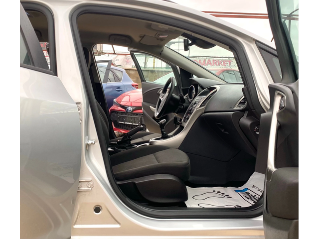 Opel Astra 1.7CDTI 110HP - автомобили, коли, обяви за нови и употребявани 10