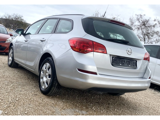 Opel Astra 1.7CDTI 110HP - автомобили, коли, обяви за нови и употребявани 7