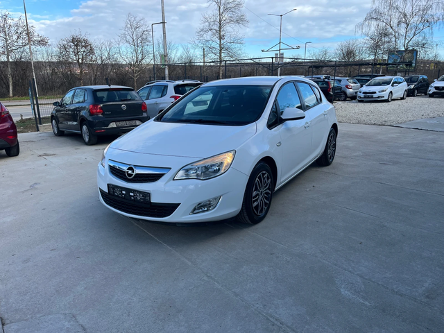 Opel Astra 1.3cdti - автомобили, коли, обяви за нови и употребявани 2