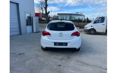 Opel Astra 1.3cdti - автомобили, коли, обяви за нови и употребявани 6