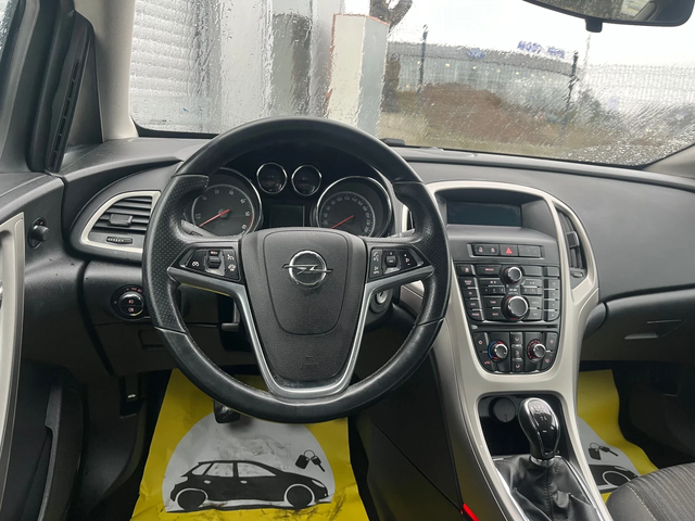 Opel Astra 1.3cdti - автомобили, коли, обяви за нови и употребявани 8