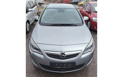opel-astra - 0
