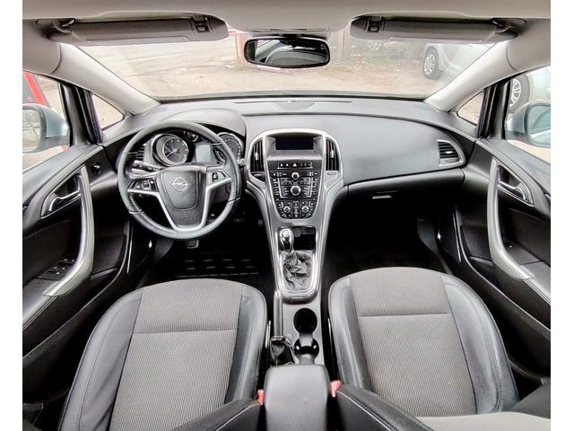 Opel Astra 1.7CDT-i/COSMO - автомобили, коли, обяви за нови и употребявани 11