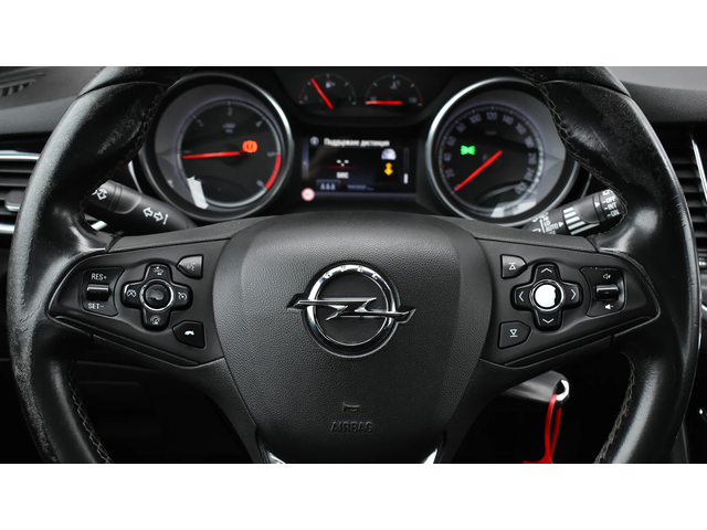 Opel Astra 1.6 CDTi Dynamic - автомобили, коли, обяви за нови и употребявани 12